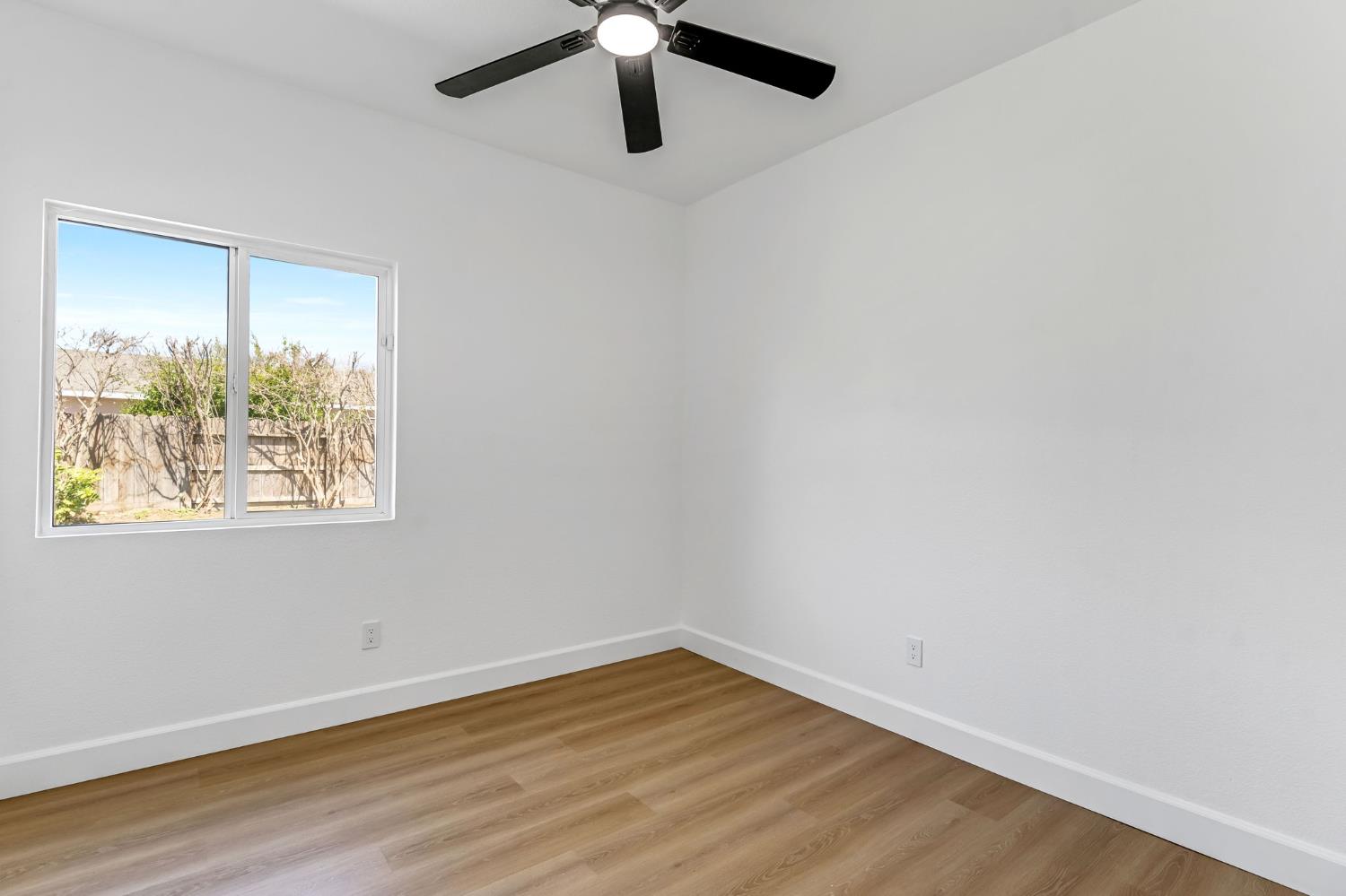 717 Nicklaus Ct, Atwater, CA 95301