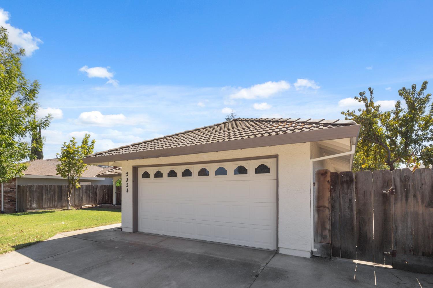 2324 Crestview Dr, Atwater, CA 95301