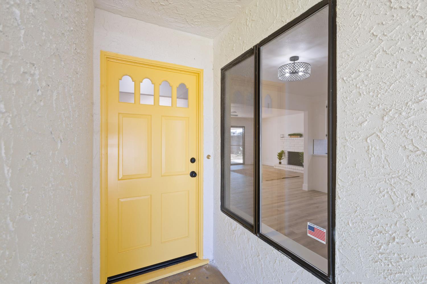 2324 Crestview Dr, Atwater, CA 95301