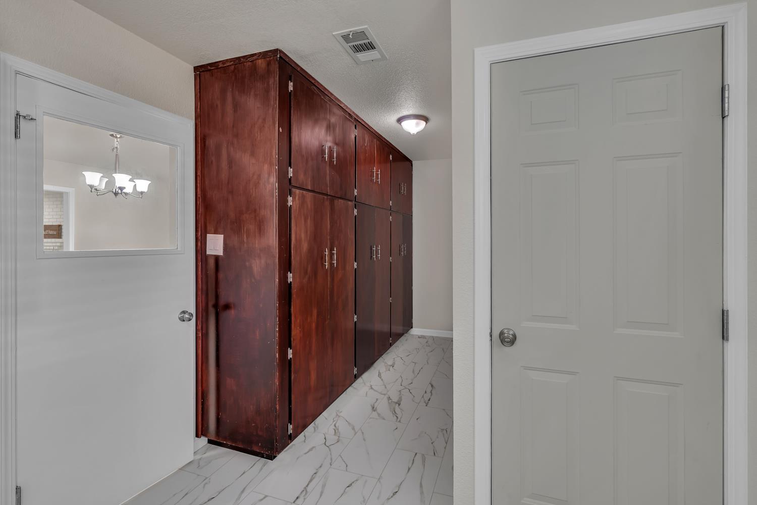 3061 El Capitan Ave, Merced, CA 95340