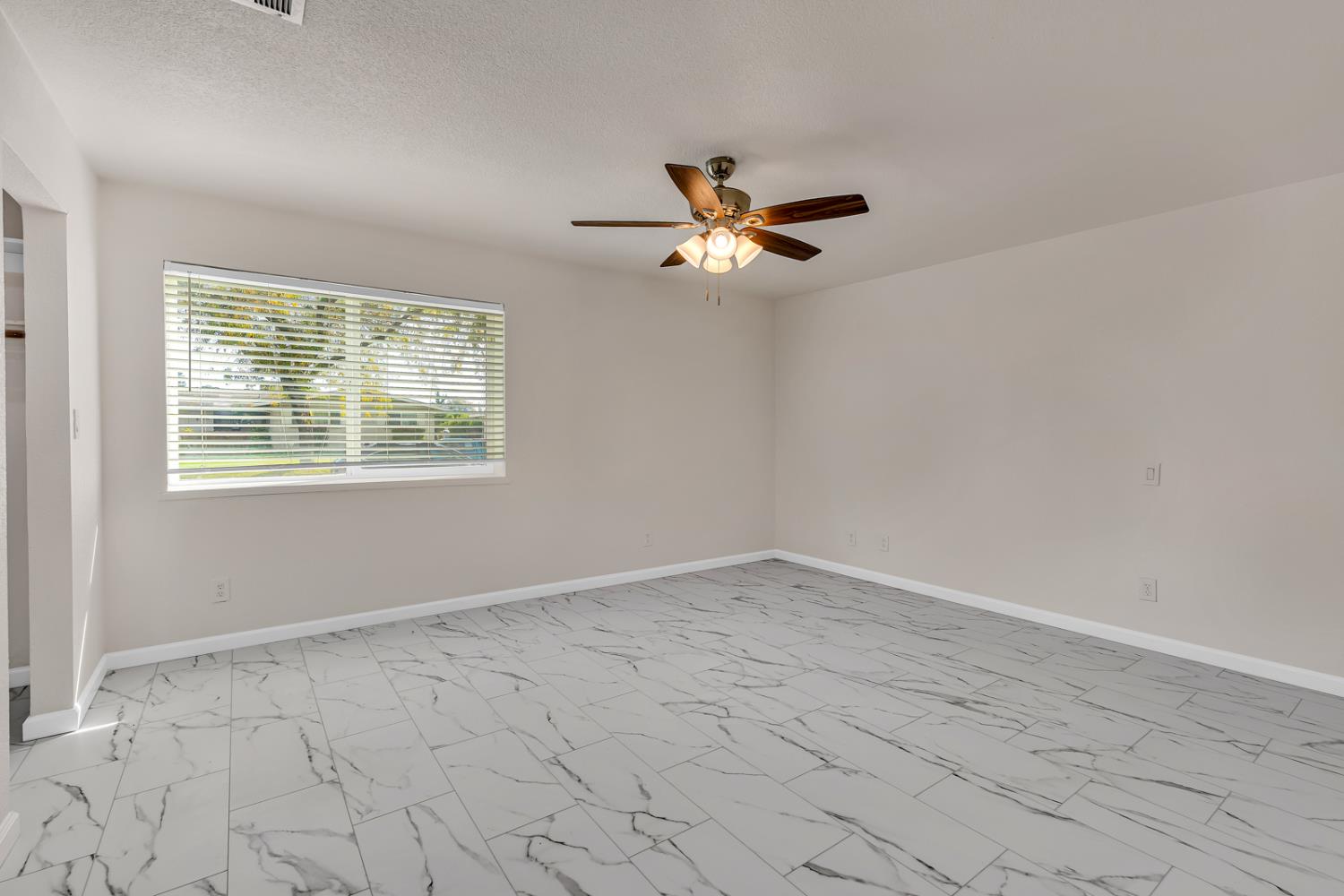 3061 El Capitan Ave, Merced, CA 95340