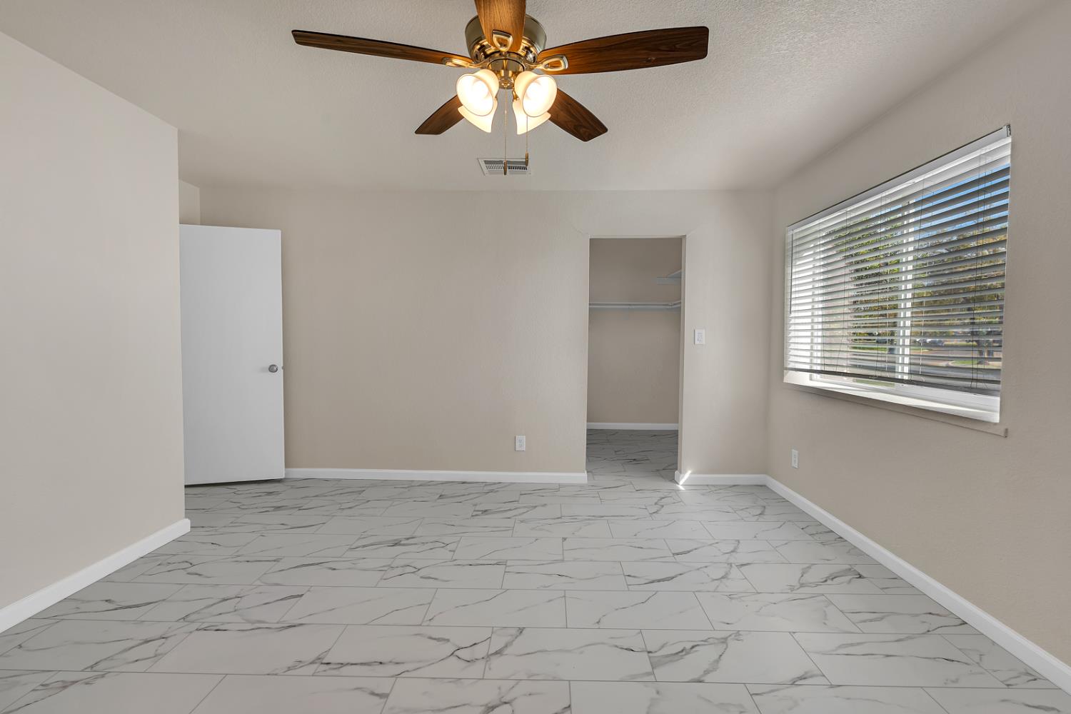 3061 El Capitan Ave, Merced, CA 95340