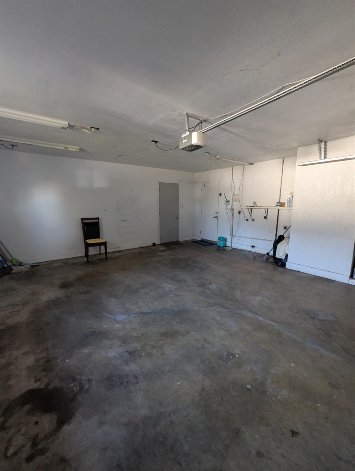 2228 N drake N, Merced, CA 95348