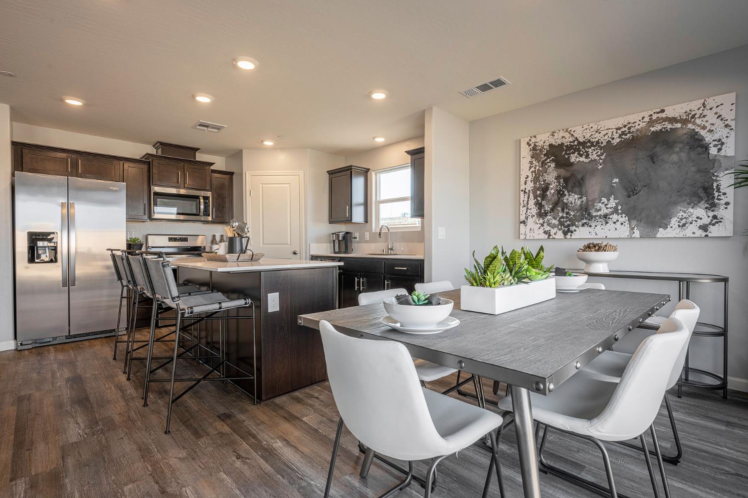 736 Stephanie Dr #46 B1, Merced, CA 95348