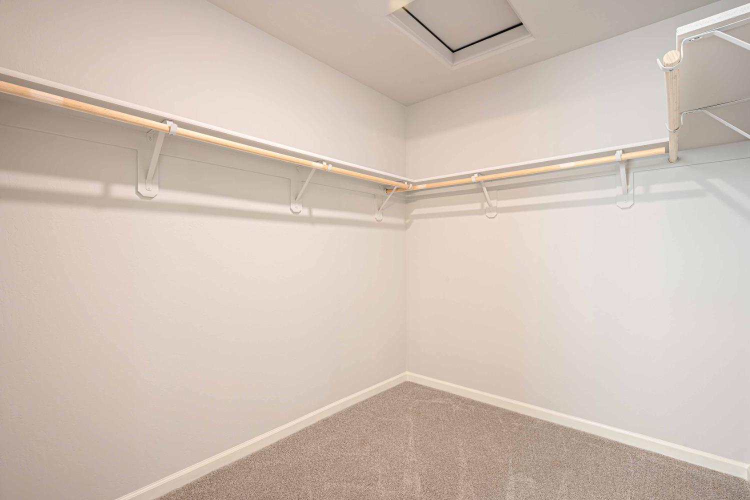 660 Marshall Ln #104B2, Merced, CA 95348