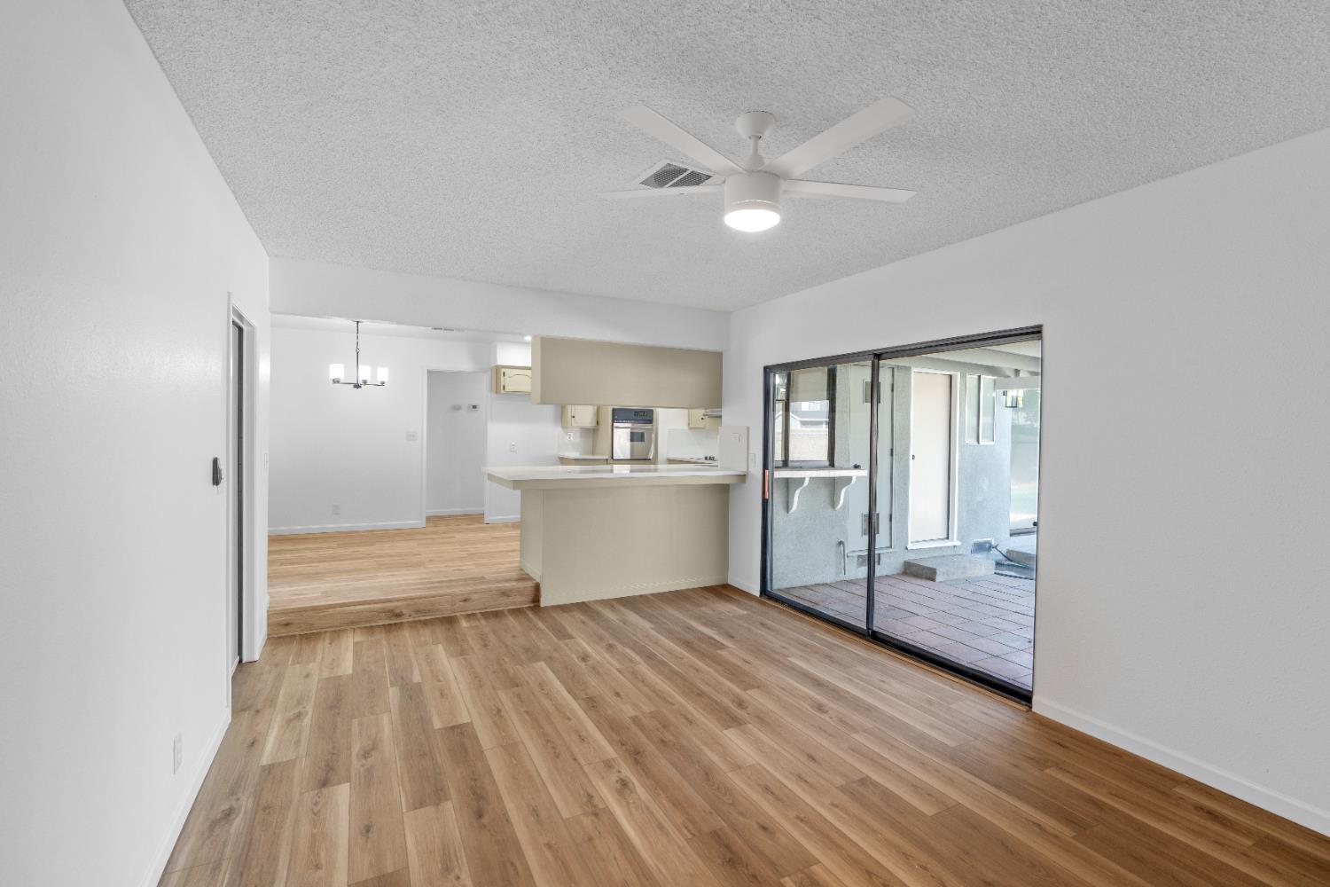 1061 Northwood Dr, Merced, CA 95348