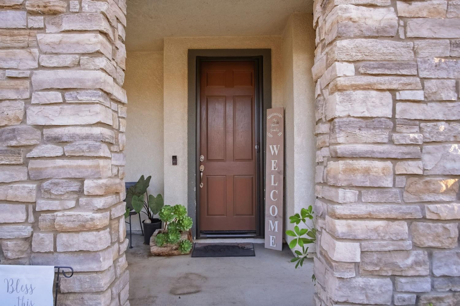 450 Beckman Way, Merced, CA 95348