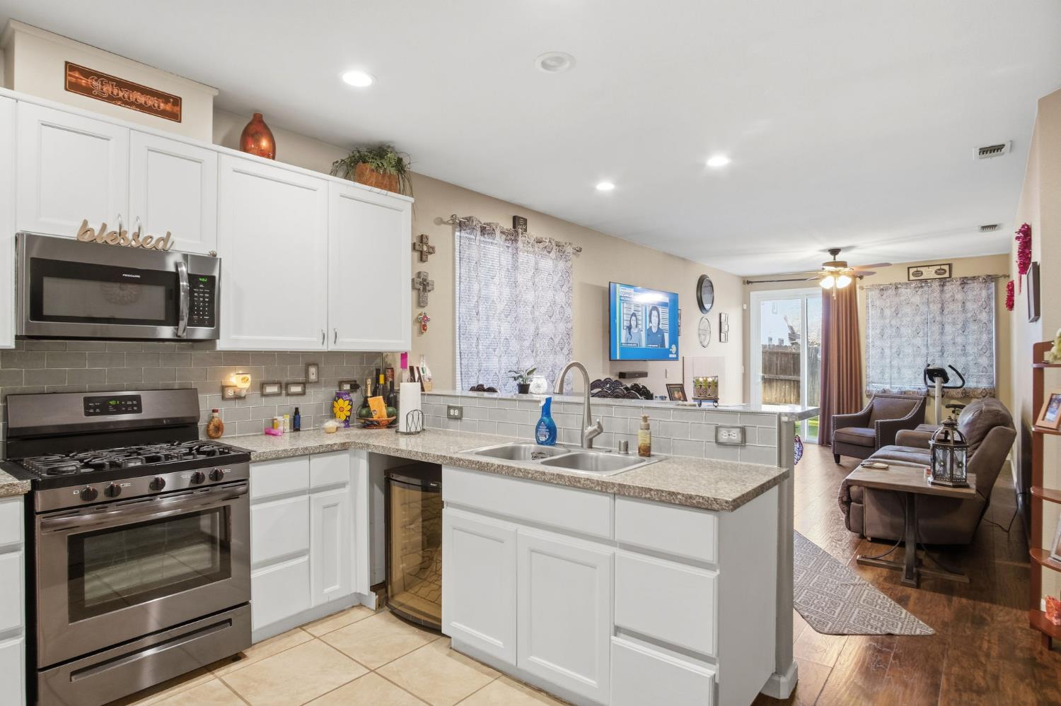 450 Beckman Way, Merced, CA 95348