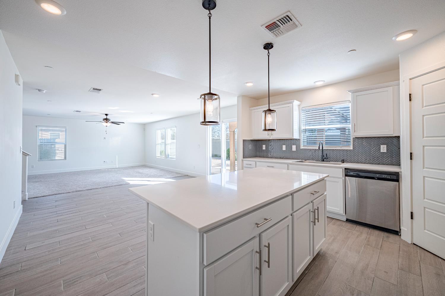 2104 Redding Way, Atwater, CA 95301