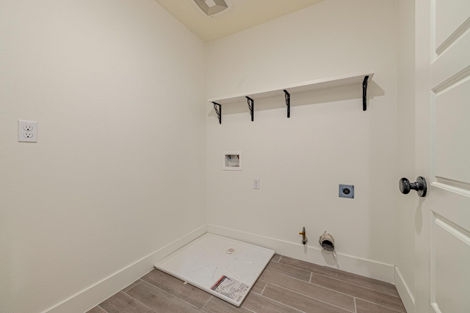 2104 Redding Way, Atwater, CA 95301