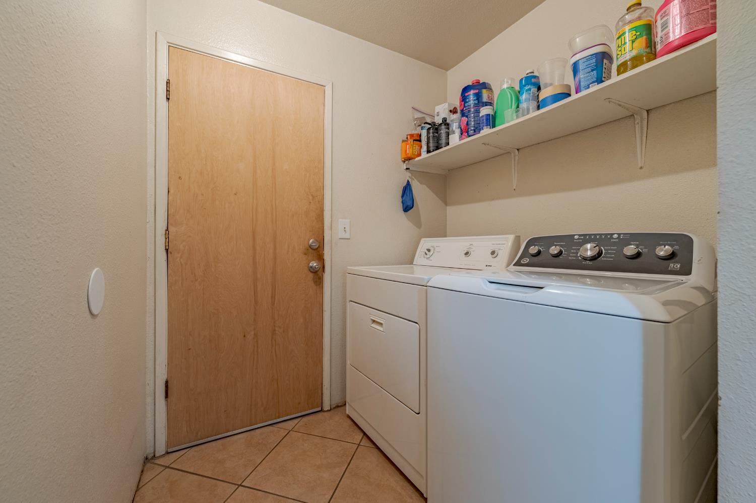 2394 Lance St, Merced, CA 95348