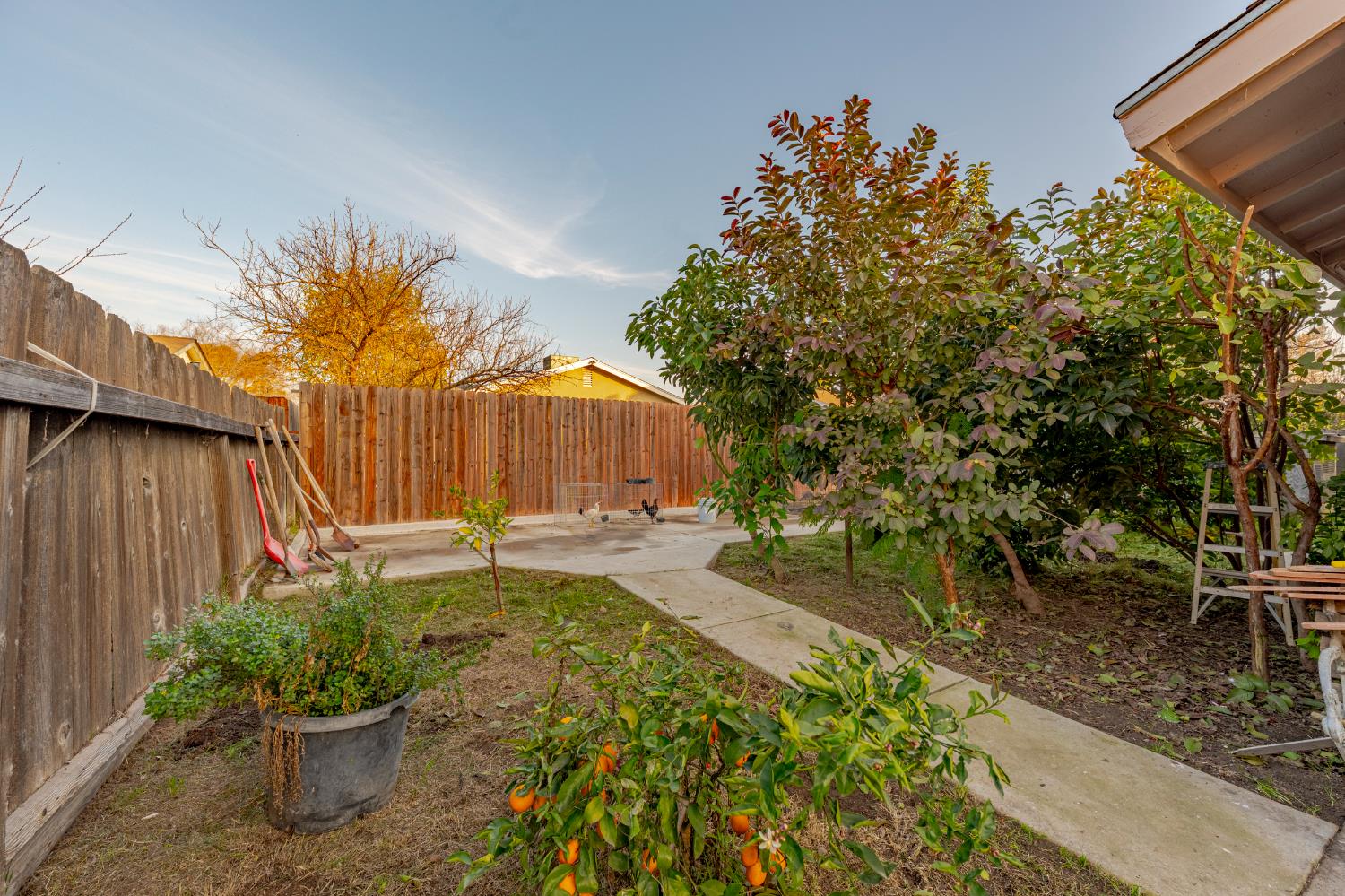 2394 Lance St, Merced, CA 95348