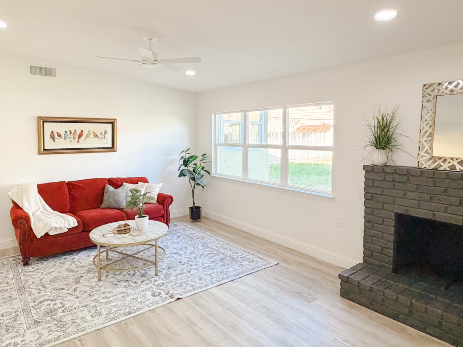 878 Carol Ave, Merced, CA 95341