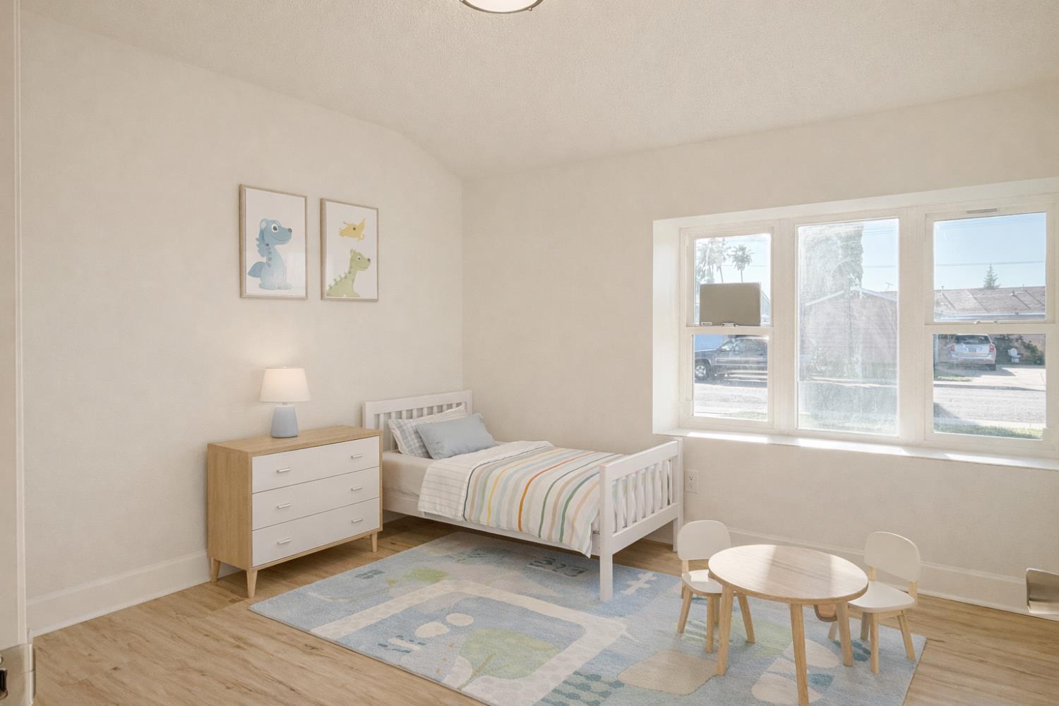 878 Carol Ave, Merced, CA 95341